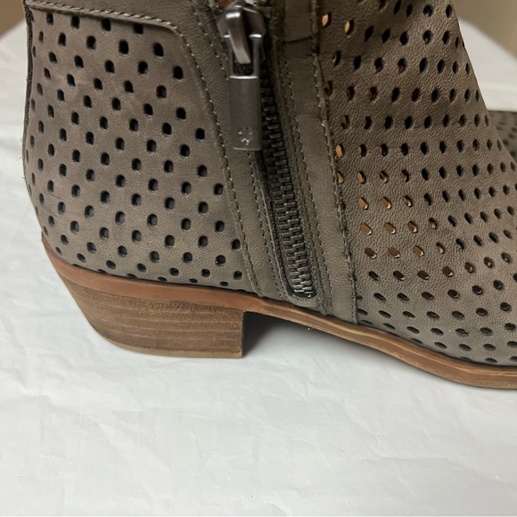 Lucky Brand Boots - Picture 4 of 8